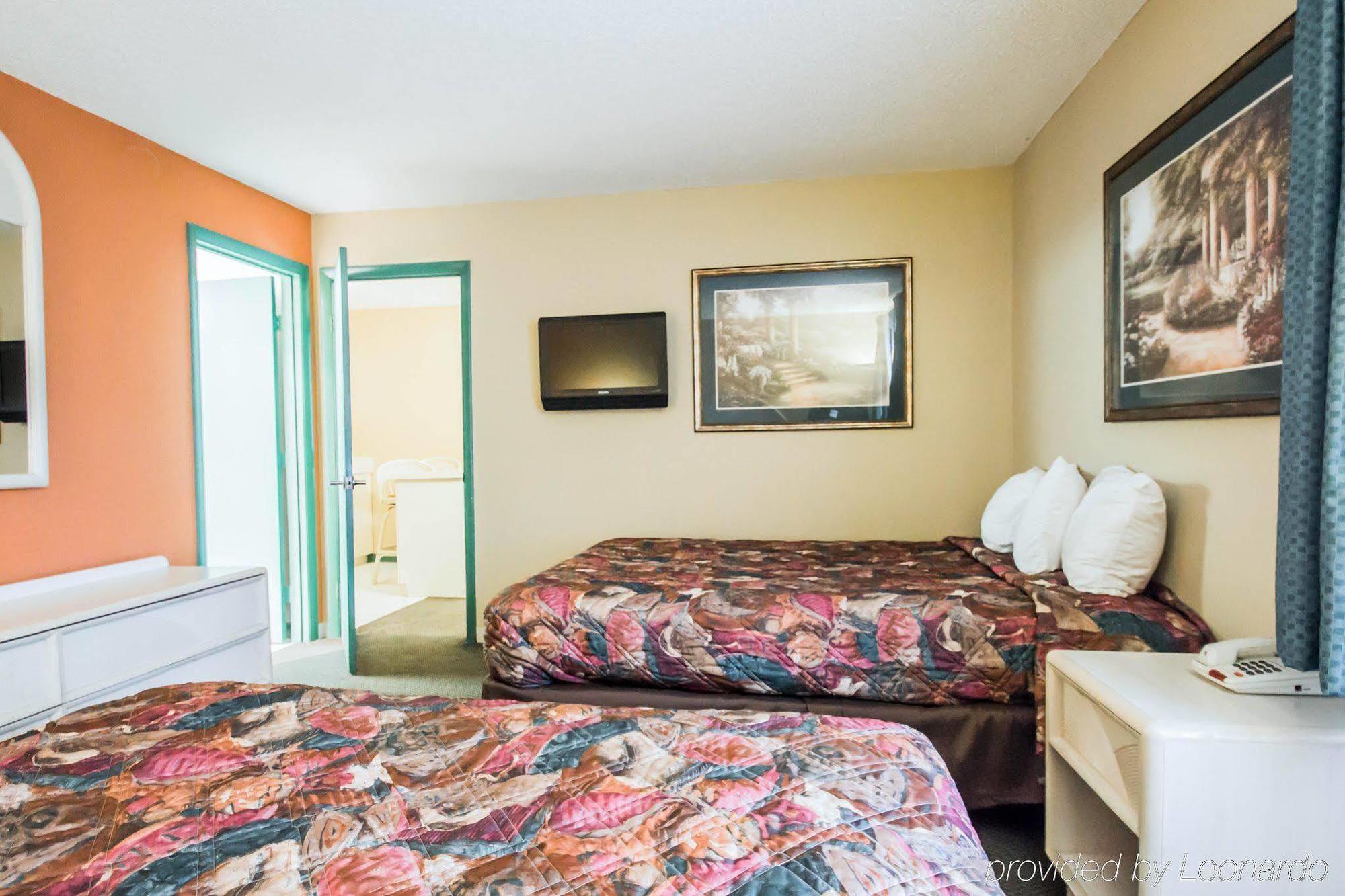Rodeway Inn & Suites Haines City Extérieur photo