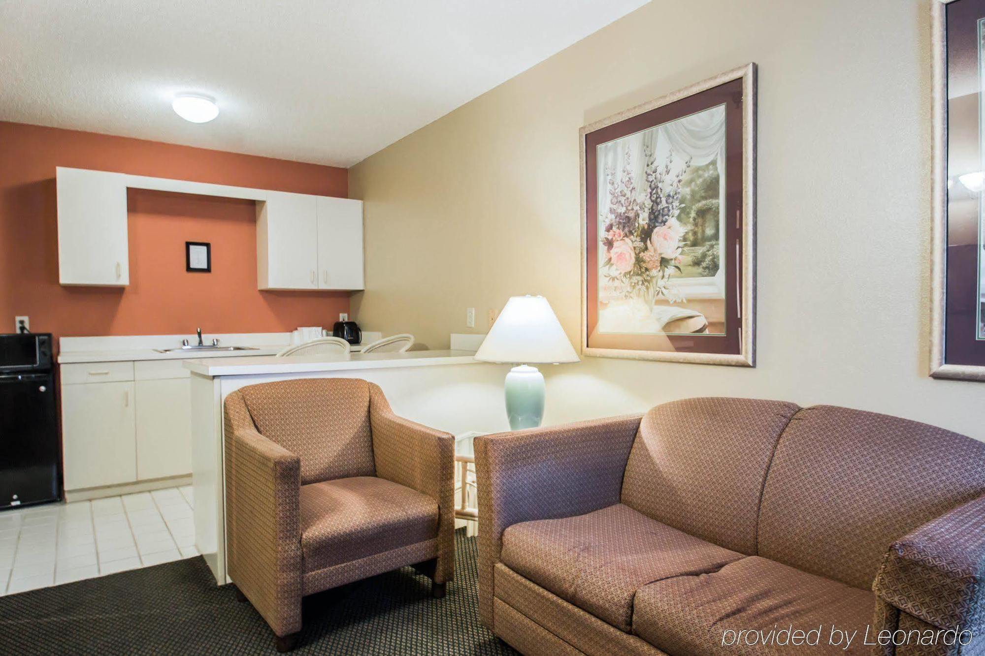 Rodeway Inn & Suites Haines City Extérieur photo